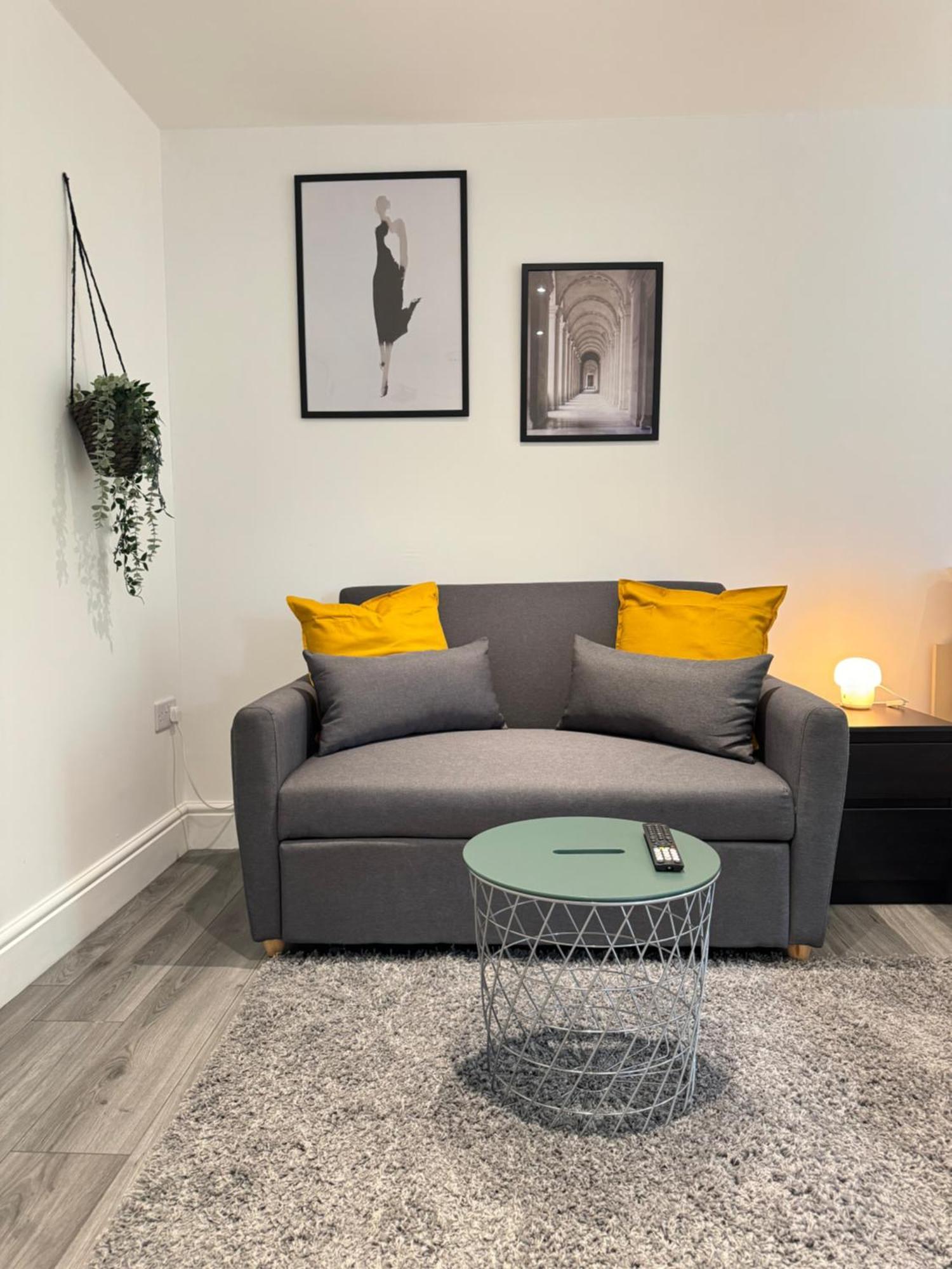 En-Suite Bedroom For Up To 4! Sofa Bed - Near Stratford Londres Exterior foto