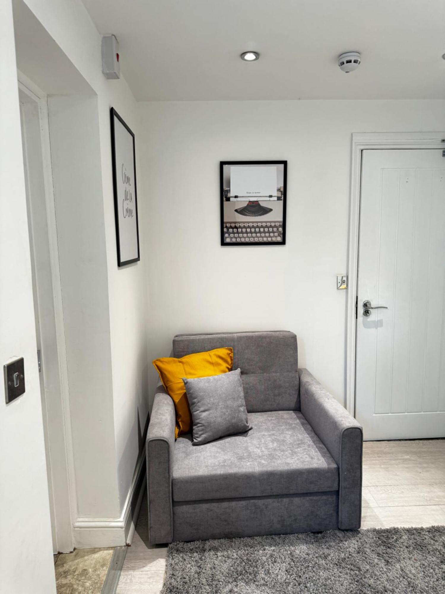 En-Suite Bedroom For Up To 4! Sofa Bed - Near Stratford Londres Exterior foto